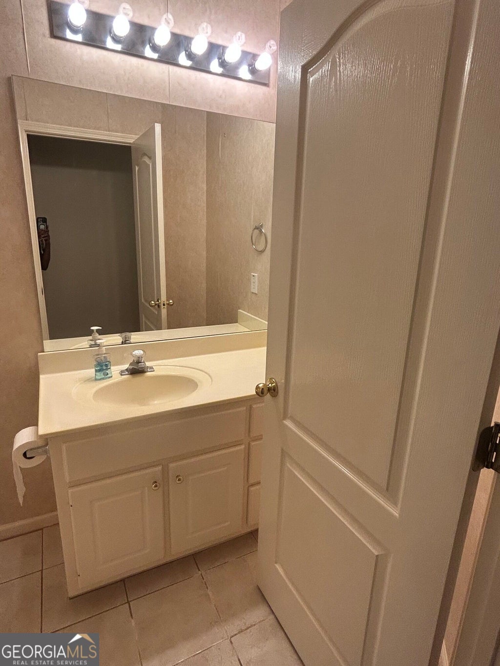 Photo of 4271 Ivy Run, Ellenwood, GA 30294 (MLS # 10826848)