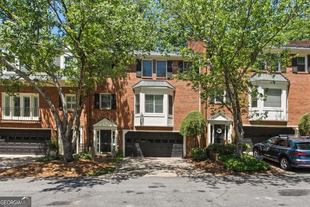 Photo of 3873 Roswell Road NE #17, Atlanta, GA 30342 (MLS # 10757817)