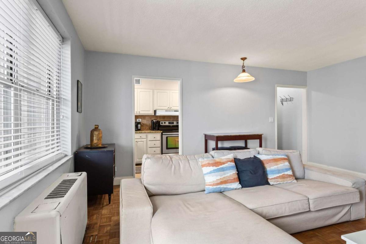 300 Peachtree ST NE 20O