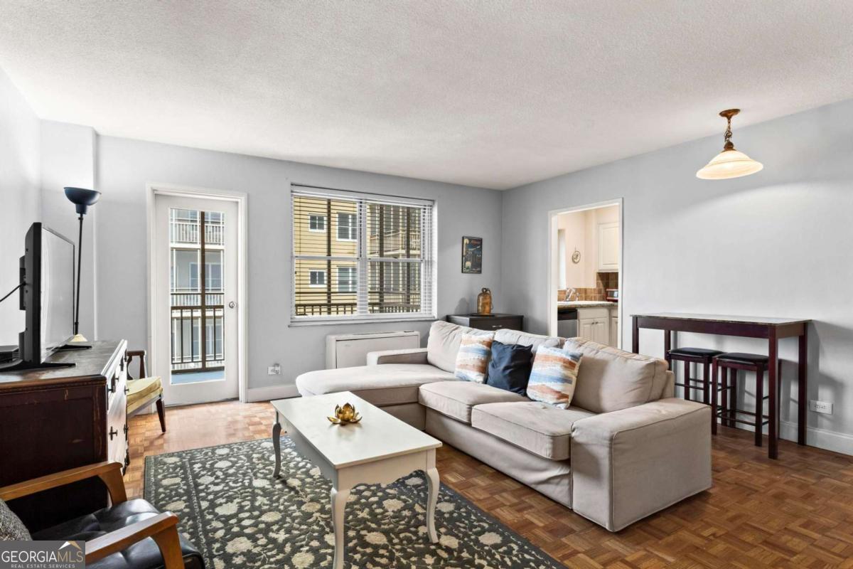 300 Peachtree ST NE 20O