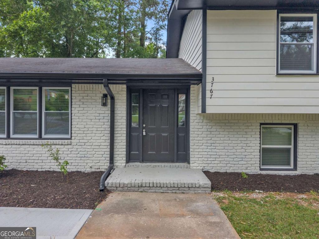 Photo of 3767 Greentree Drive, Decatur, GA 30032 (MLS # 10767045)
