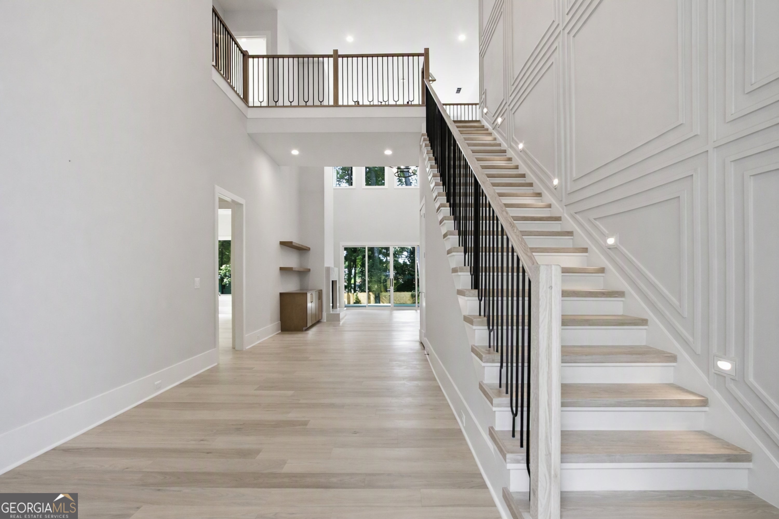 205 Shady Grove LN