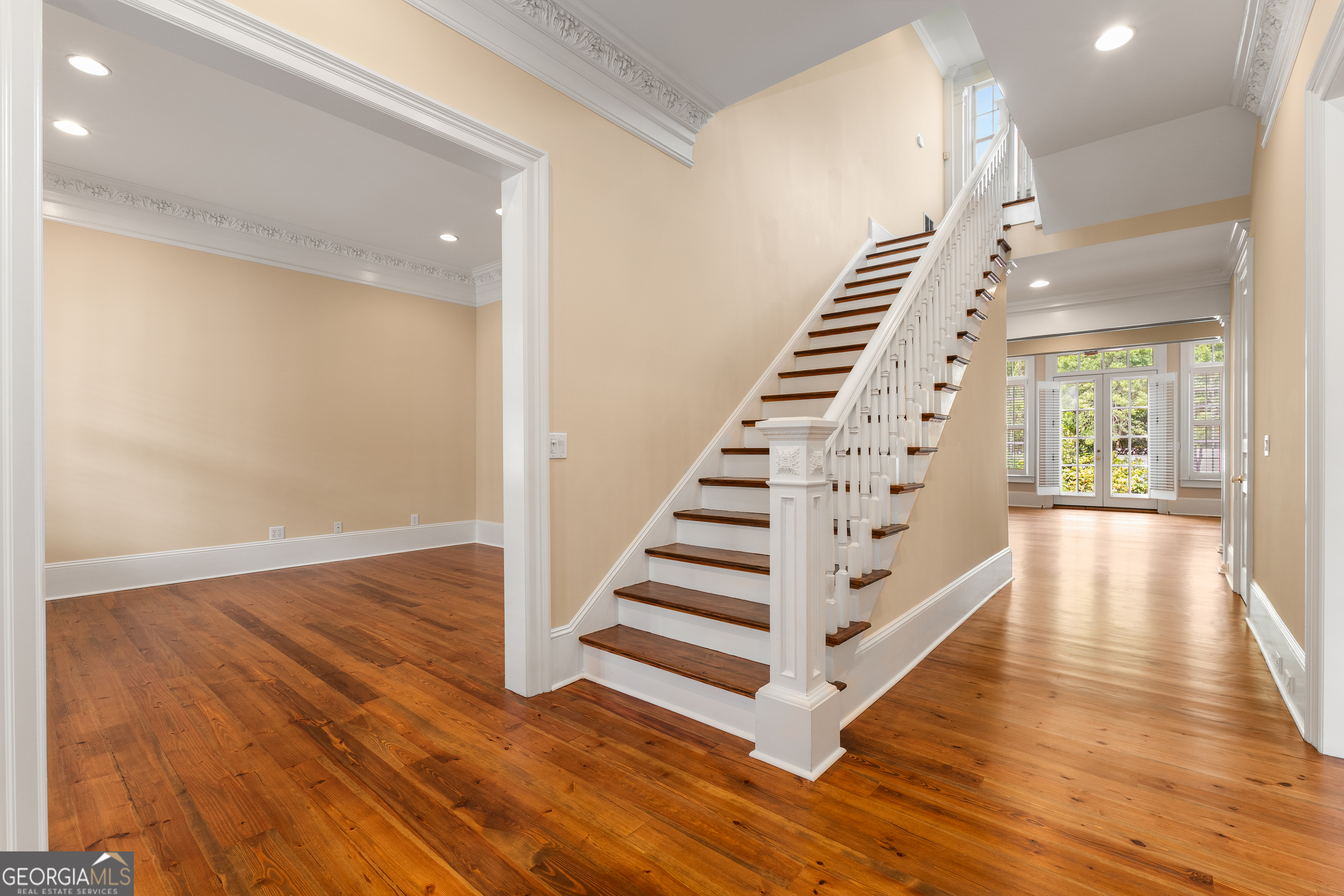 3786 Turnberry CT