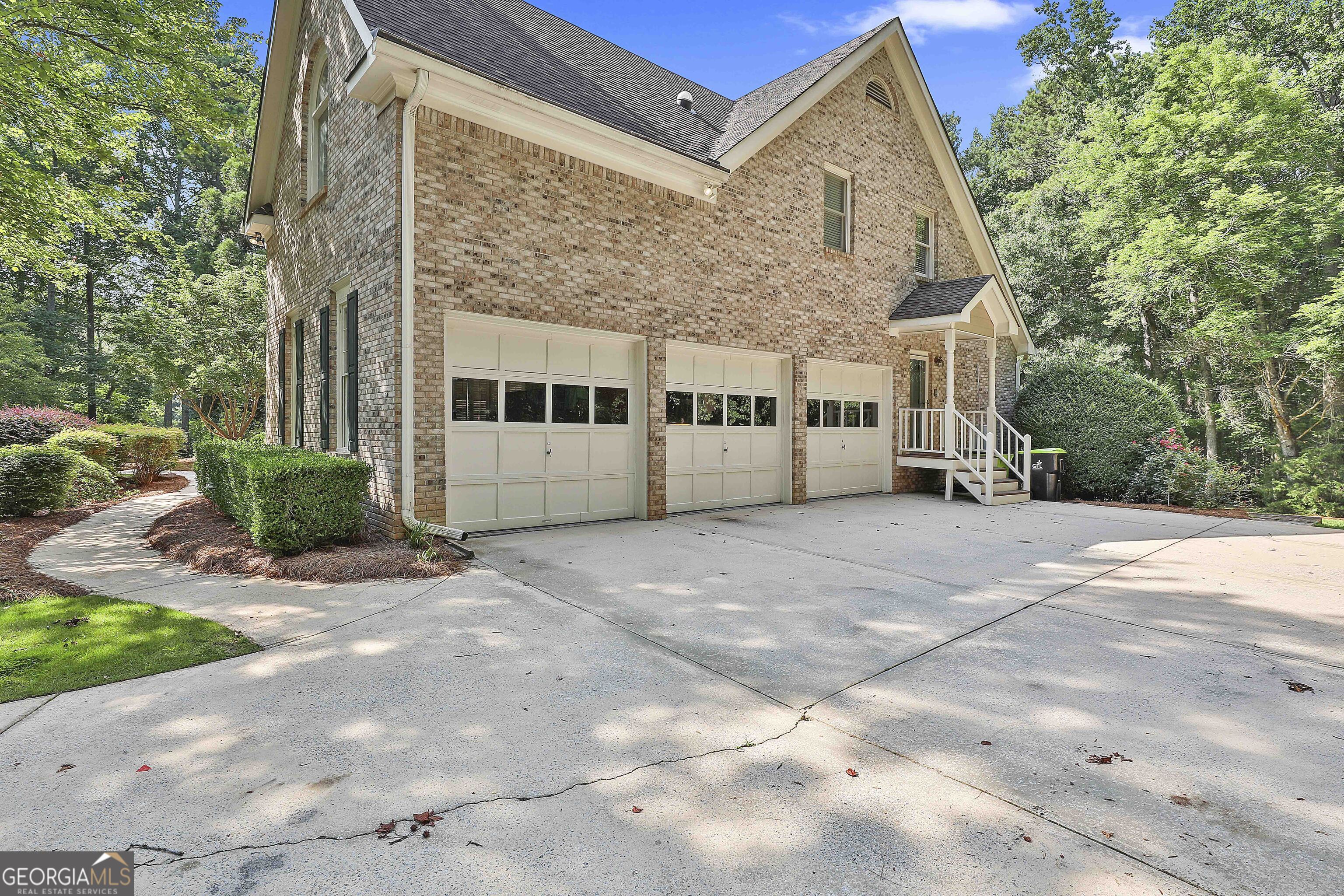 140 Silvermere
