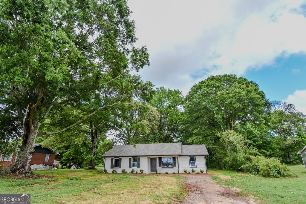 Photo of 4464 Old Atlanta Rd, Griffin, GA 30223 (MLS # 10761302)