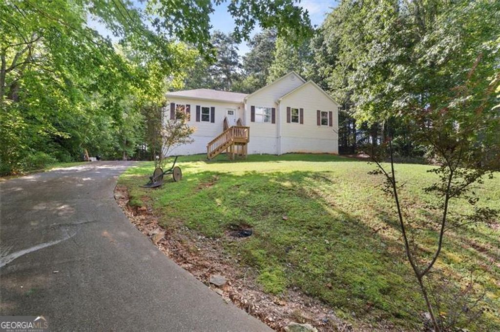 Photo of 3910 MAPLE WOOD Trail, Buford, GA 30518 (MLS # 10625200)