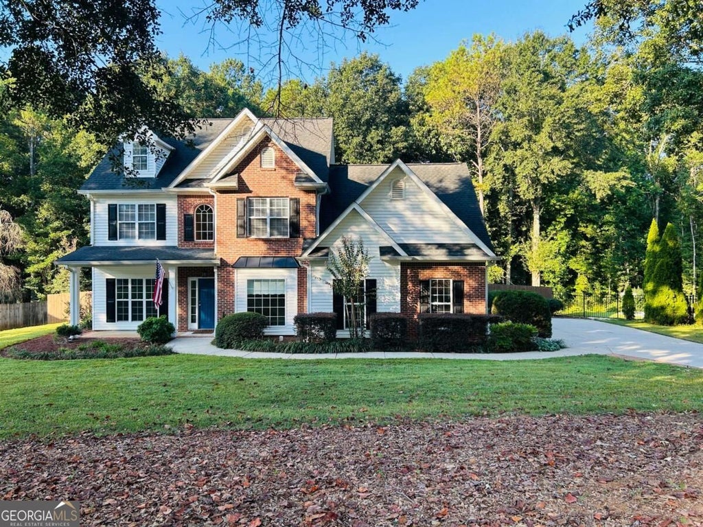Photo of 75 Sycamore Way, Sharpsburg, GA 30277 (MLS # 10848858)