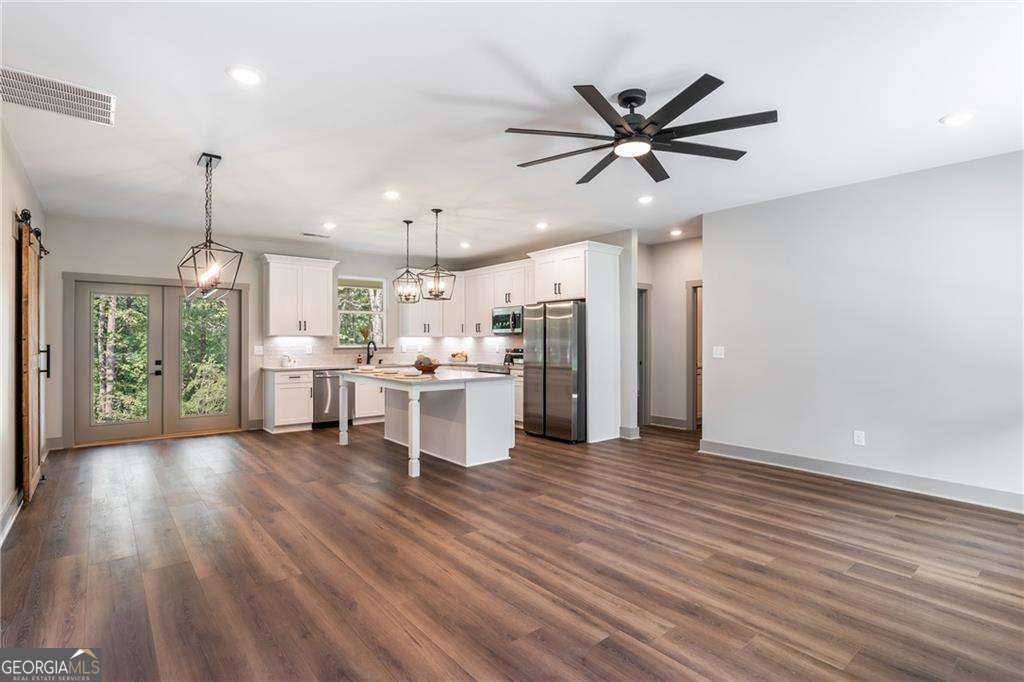 257 Acerose DR