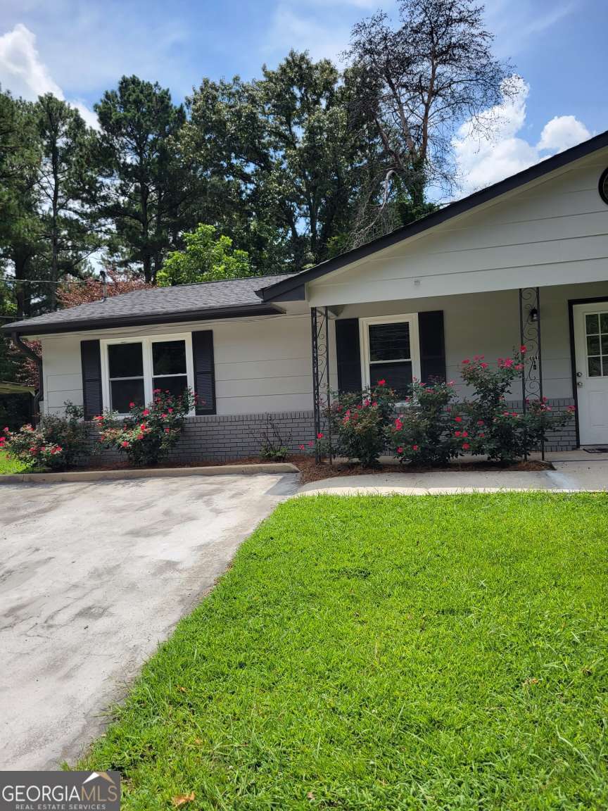 4648 Pine Tree CIR B