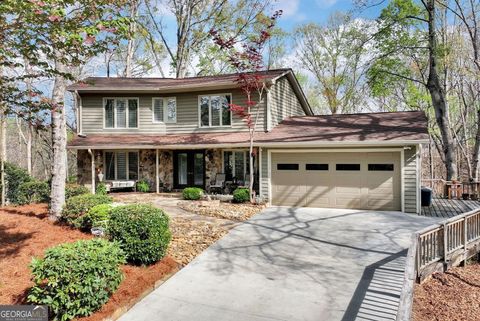 5692 Mallard XING Gainesville GA 30504