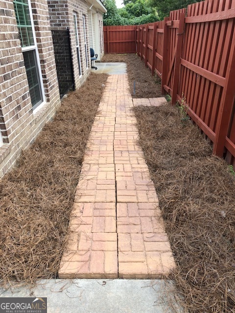 10 A-D East Grady ST
