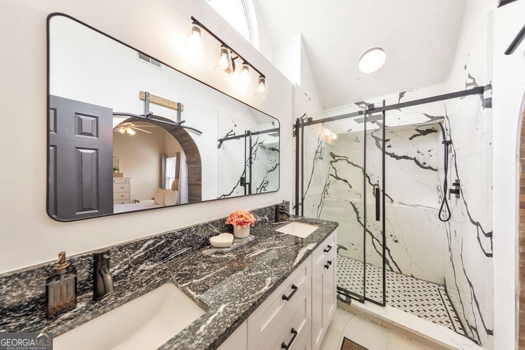 888 Halston CT