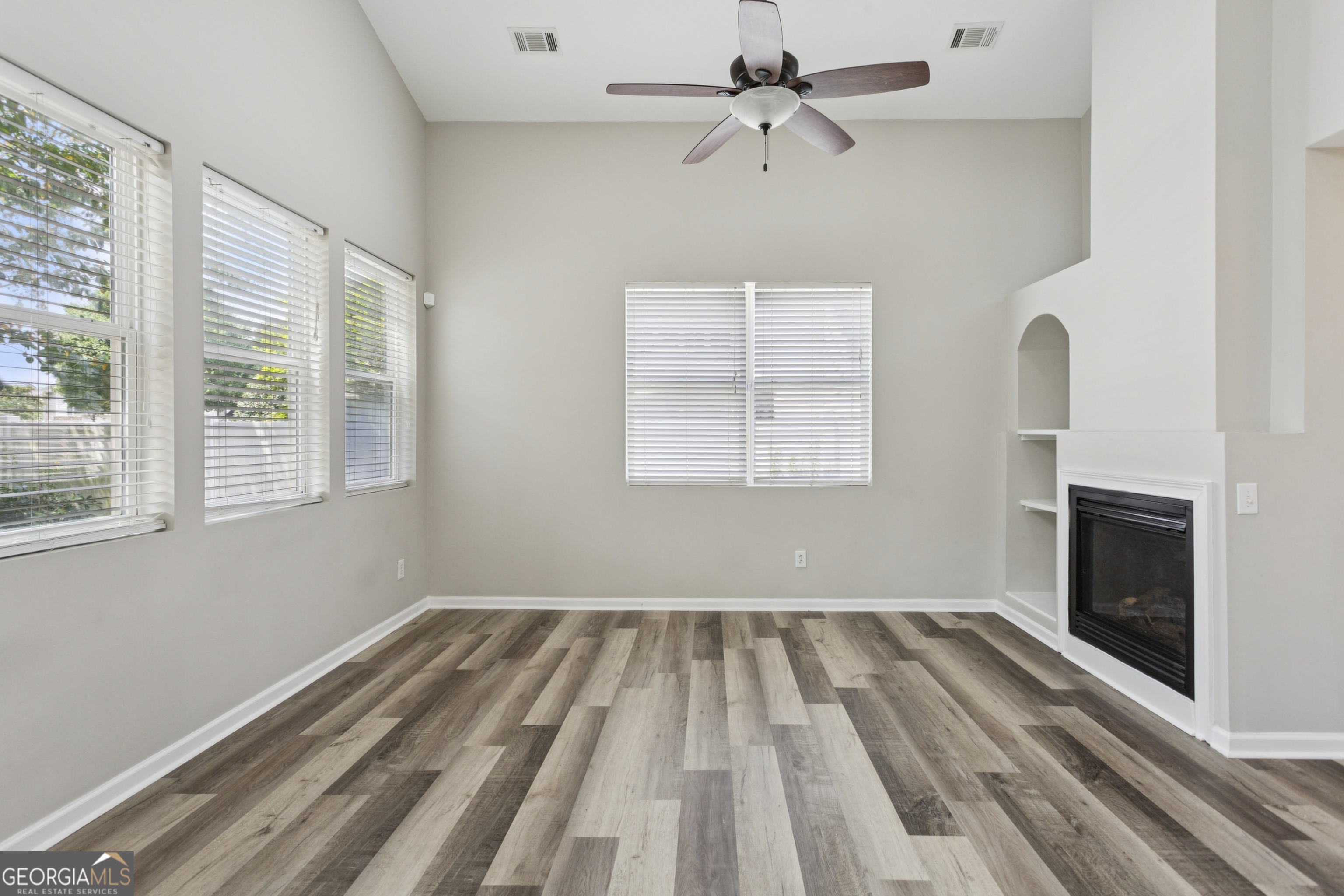 River Park - Residential Lease