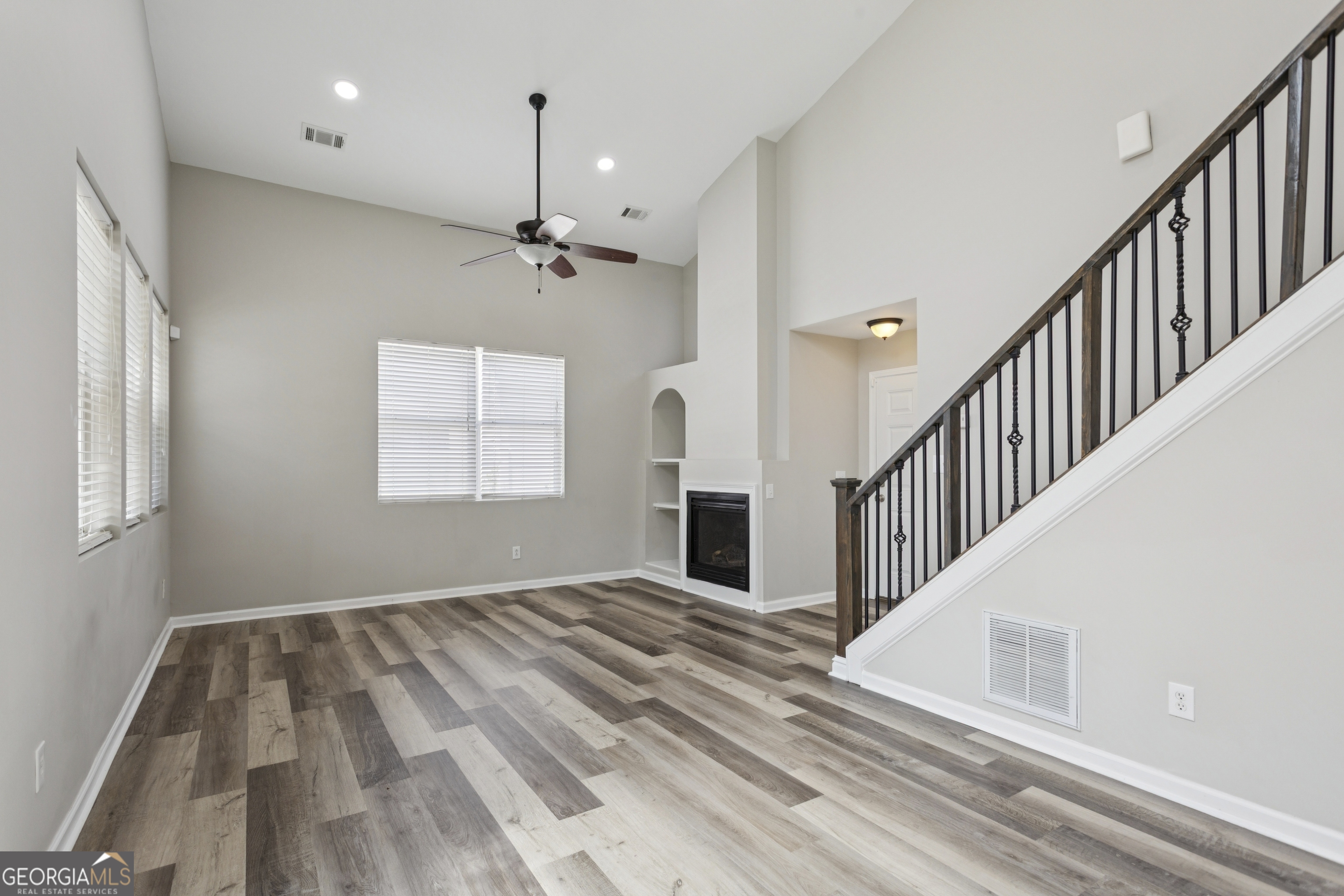 River Park - Residential Lease