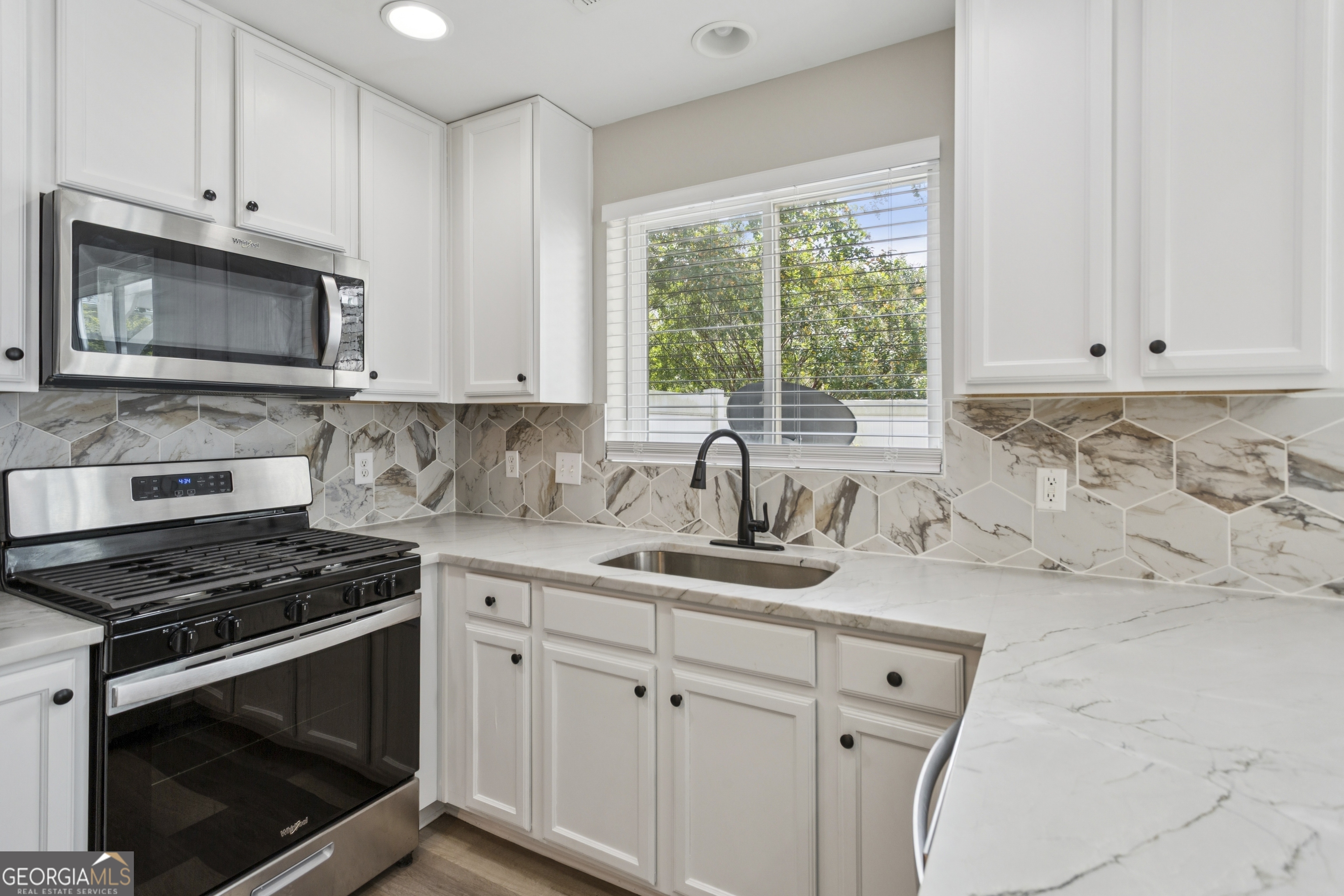 River Park - Residential Lease