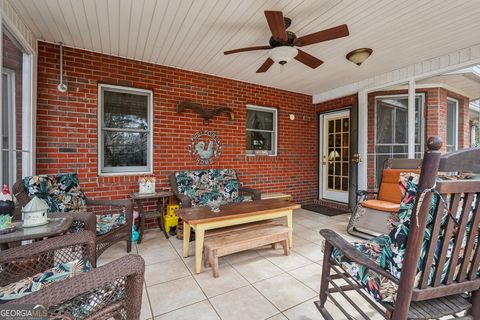 A home in Dahlonega