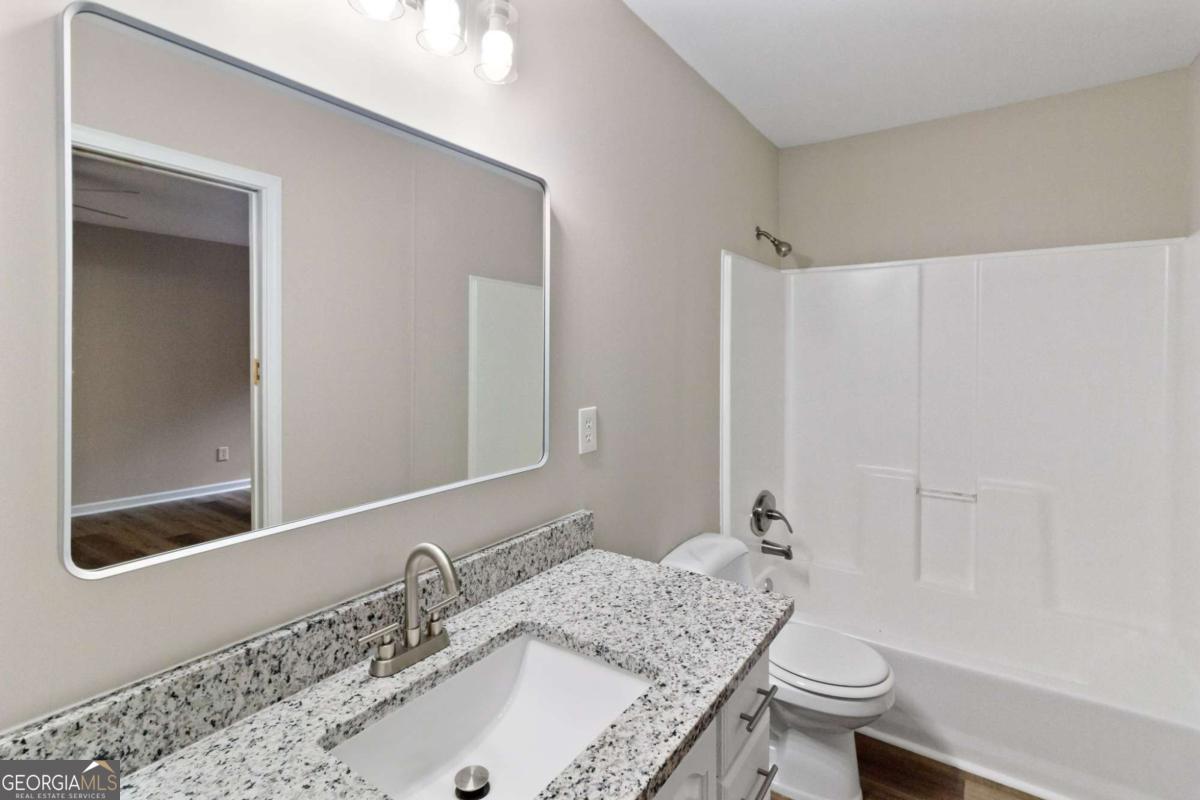 Spinnaker Cove - Residential