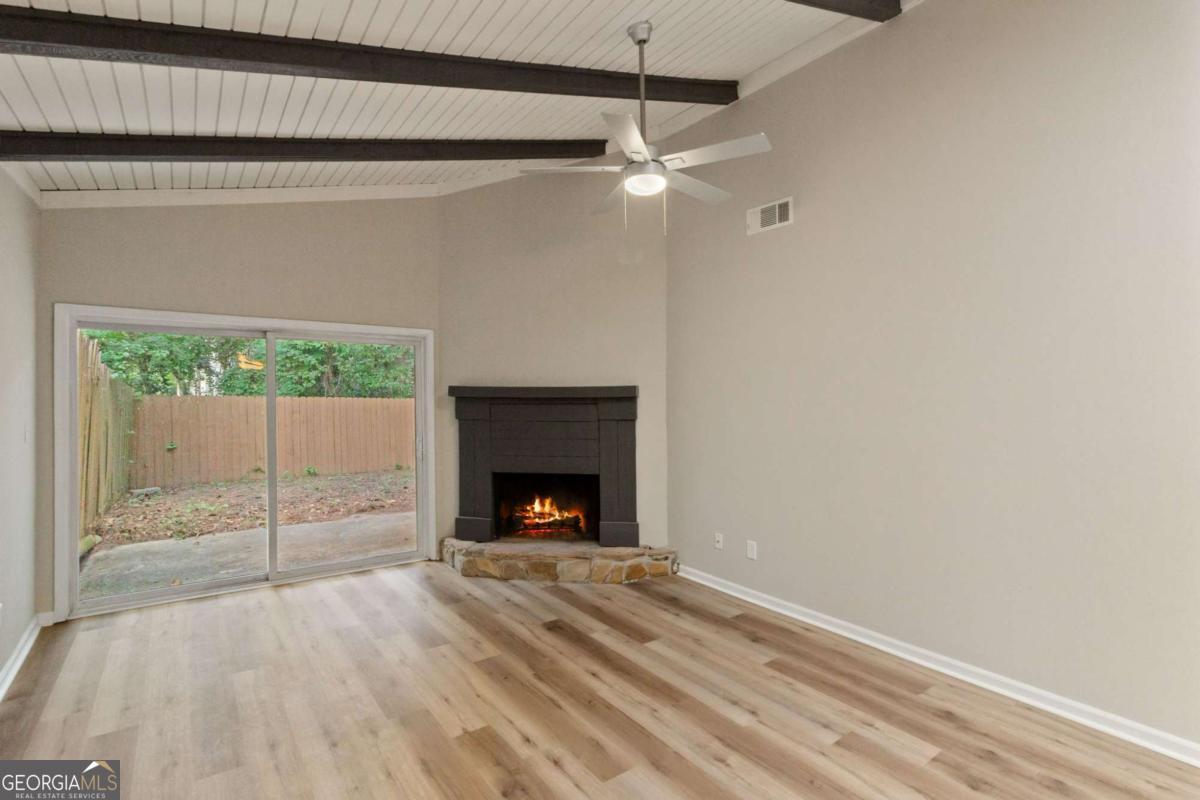 Spinnaker Cove - Residential