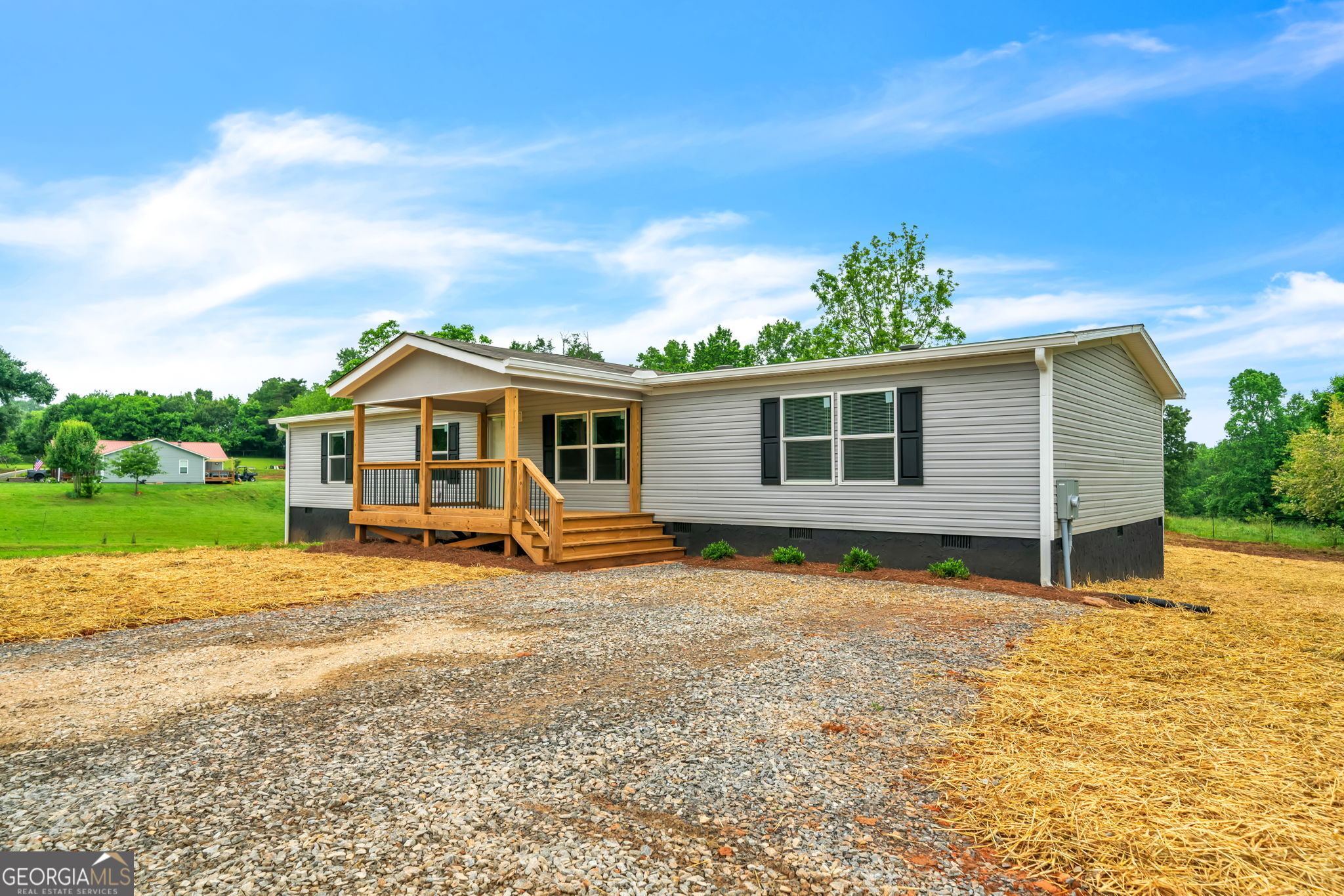 82 Ludville RD