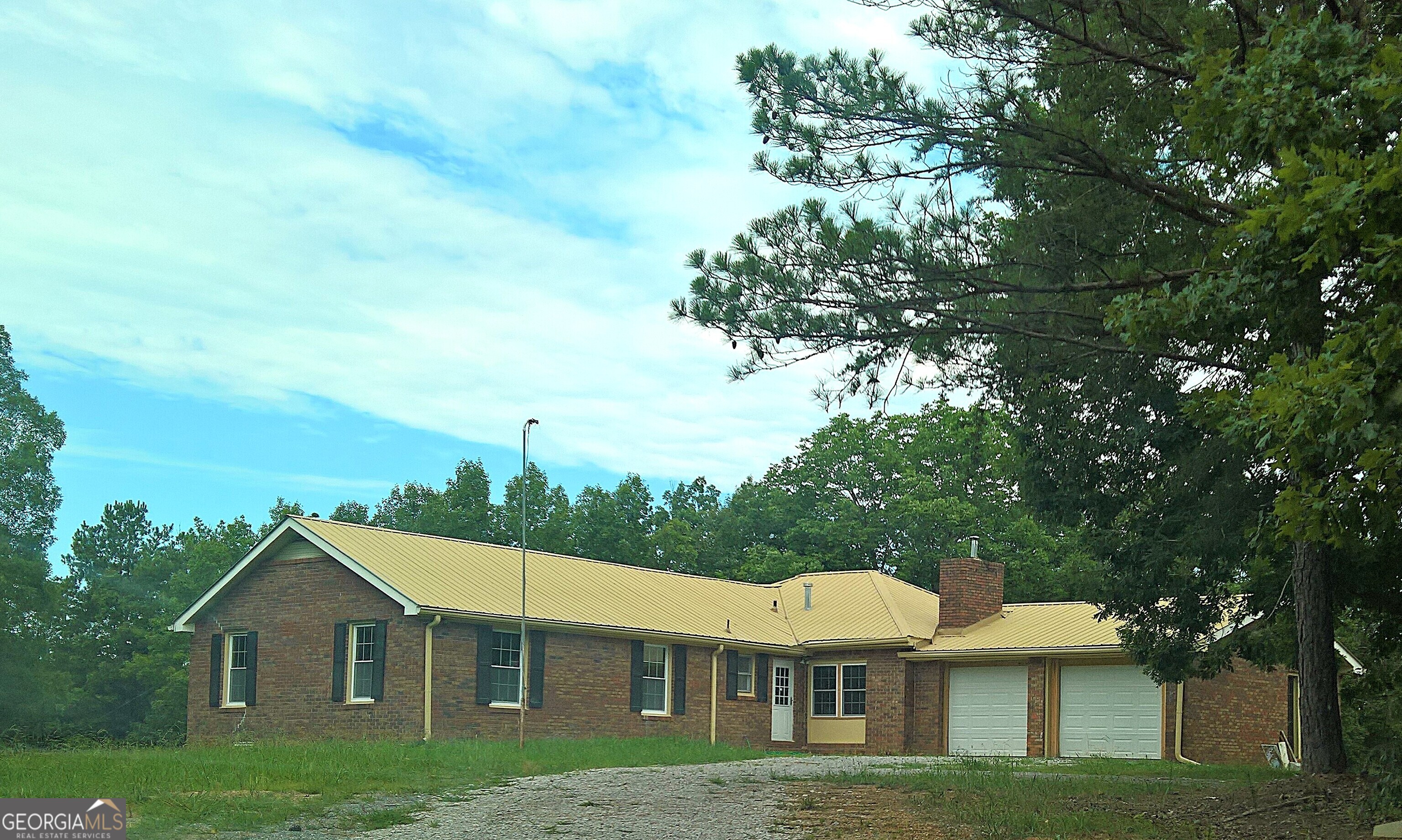 4443 Fosters Mill RD