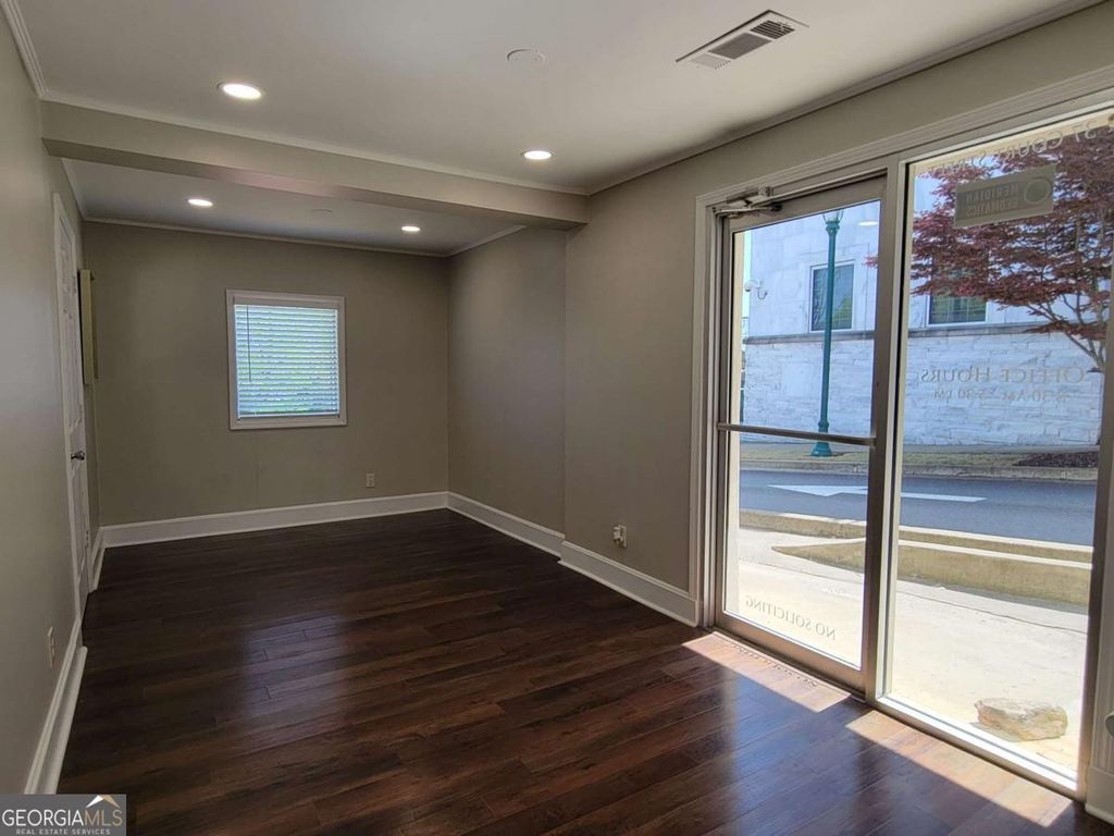Photo of 37 Court Street, Jasper, GA 30143 (MLS # 10755582)
