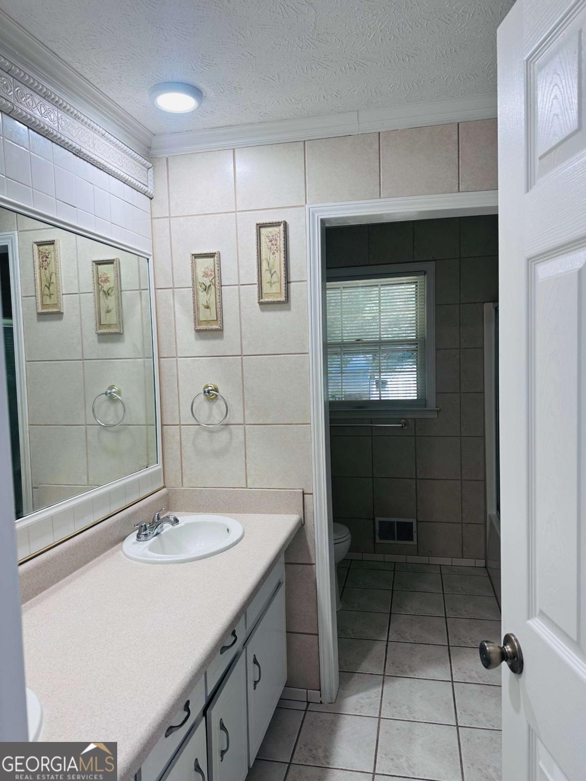 Northeast Colony - Residential Lease