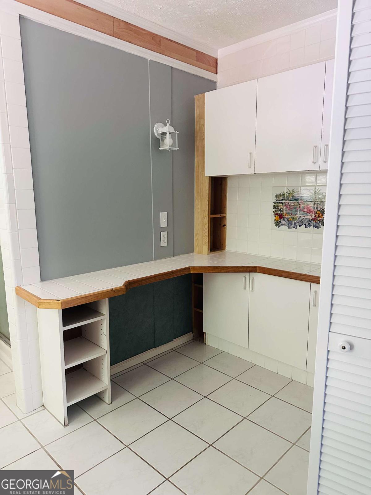 Northeast Colony - Residential Lease