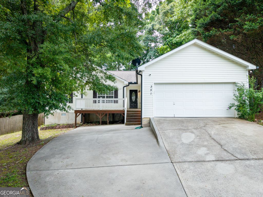 Photo of 351 Mary Alice Drive, Winder, GA 30680 (MLS # 10774117)
