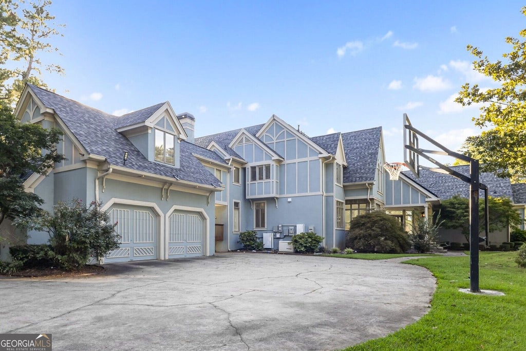 Photo of 2910 Emerald Drive, Jonesboro, GA 30236 (MLS # 10849738)