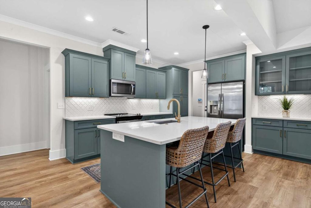 Photo of 1411 Lake Drive, Greensboro, GA 30642 (MLS # 10672690)