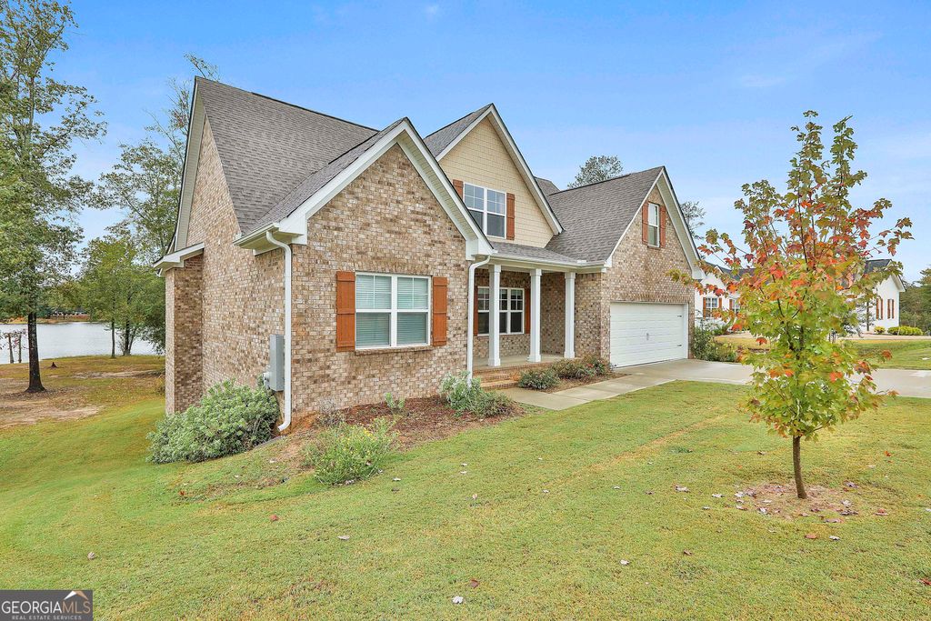 Photo of 405 Lakeview Way, Lagrange, GA 30241 (MLS # 10717122)