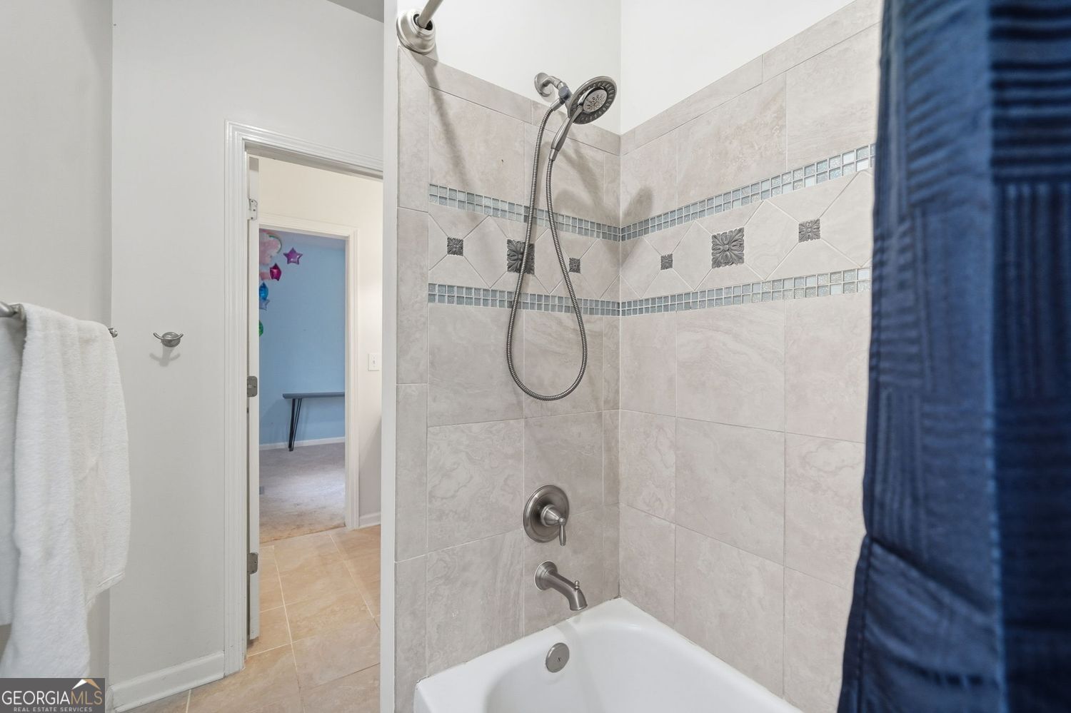 LAURIAN PARK - Residential