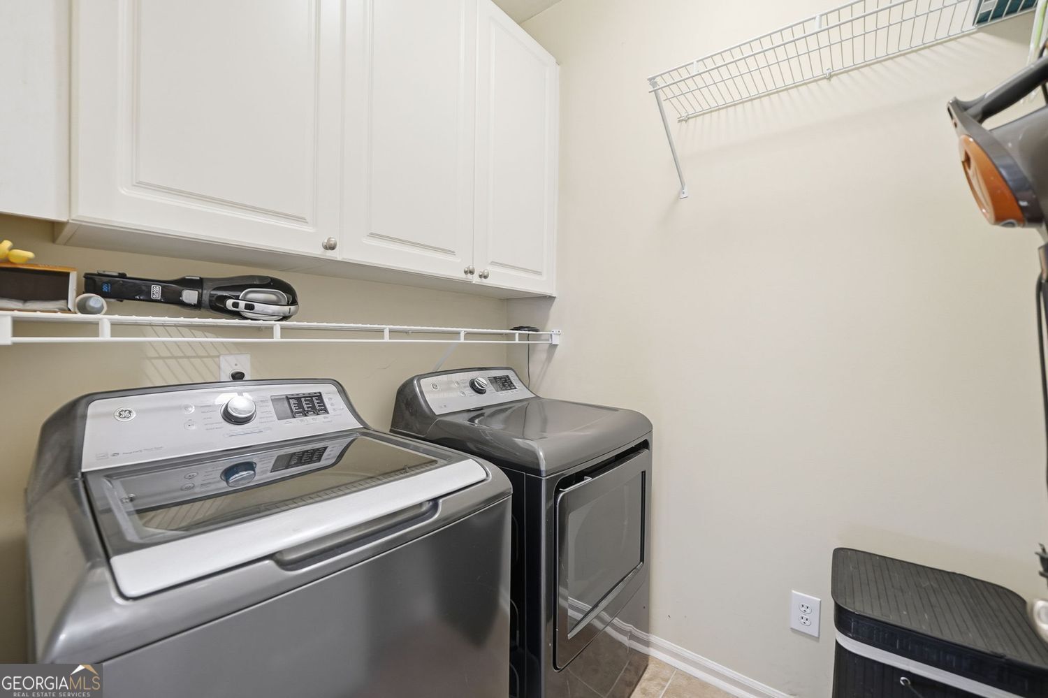 LAURIAN PARK - Residential