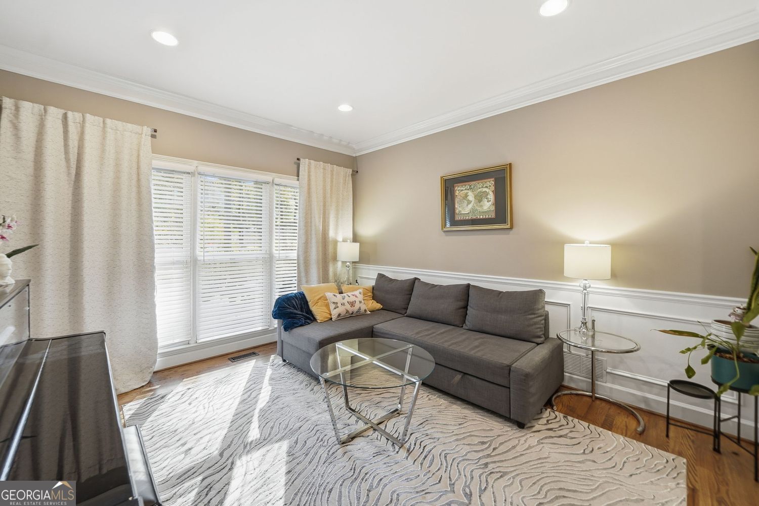 LAURIAN PARK - Residential