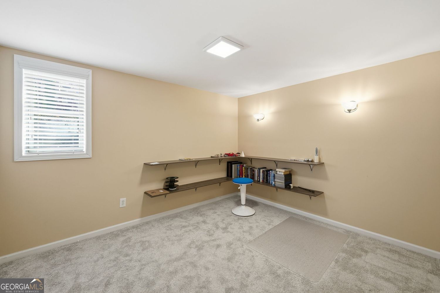 LAURIAN PARK - Residential