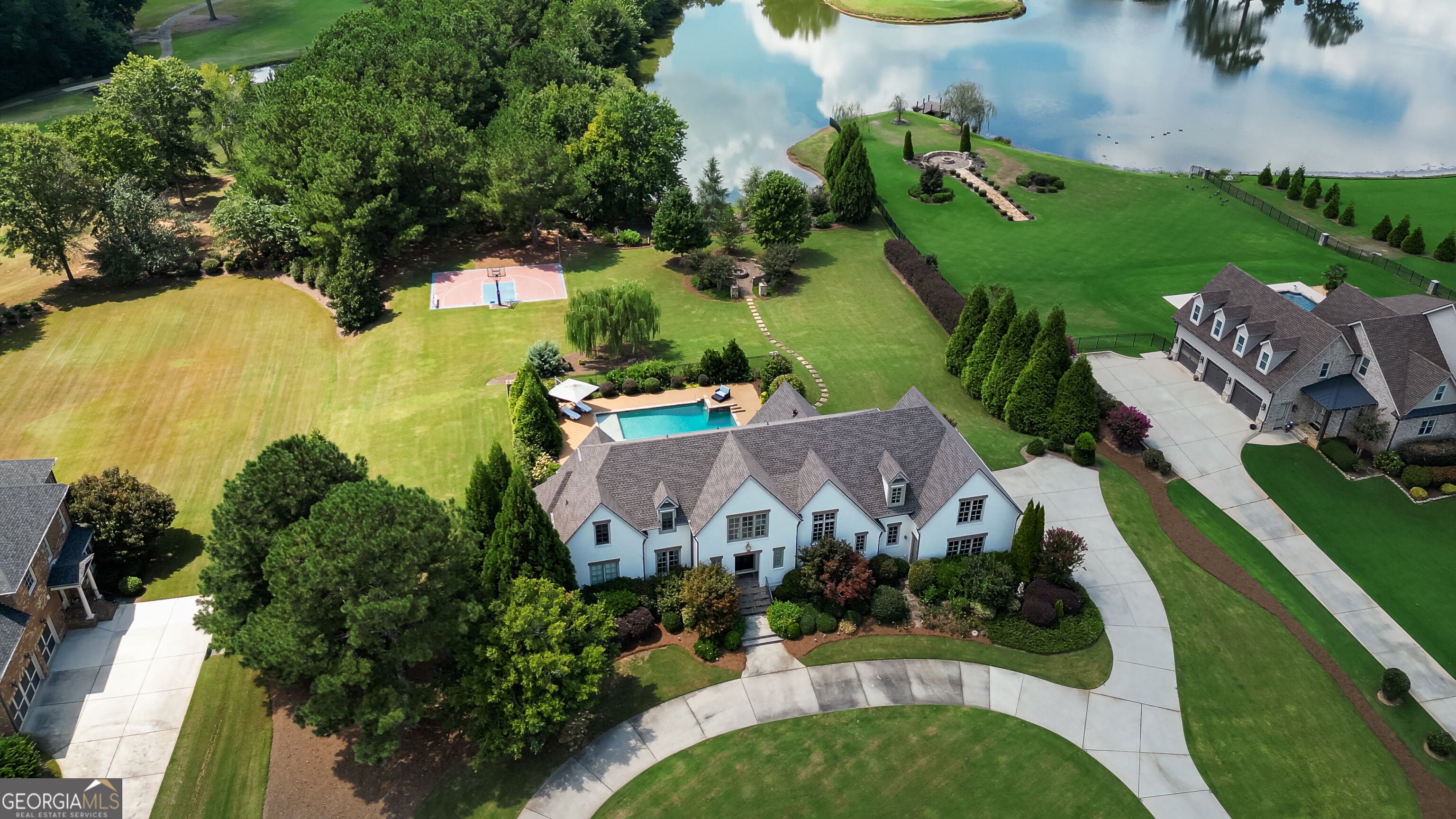 745 Tralee DR