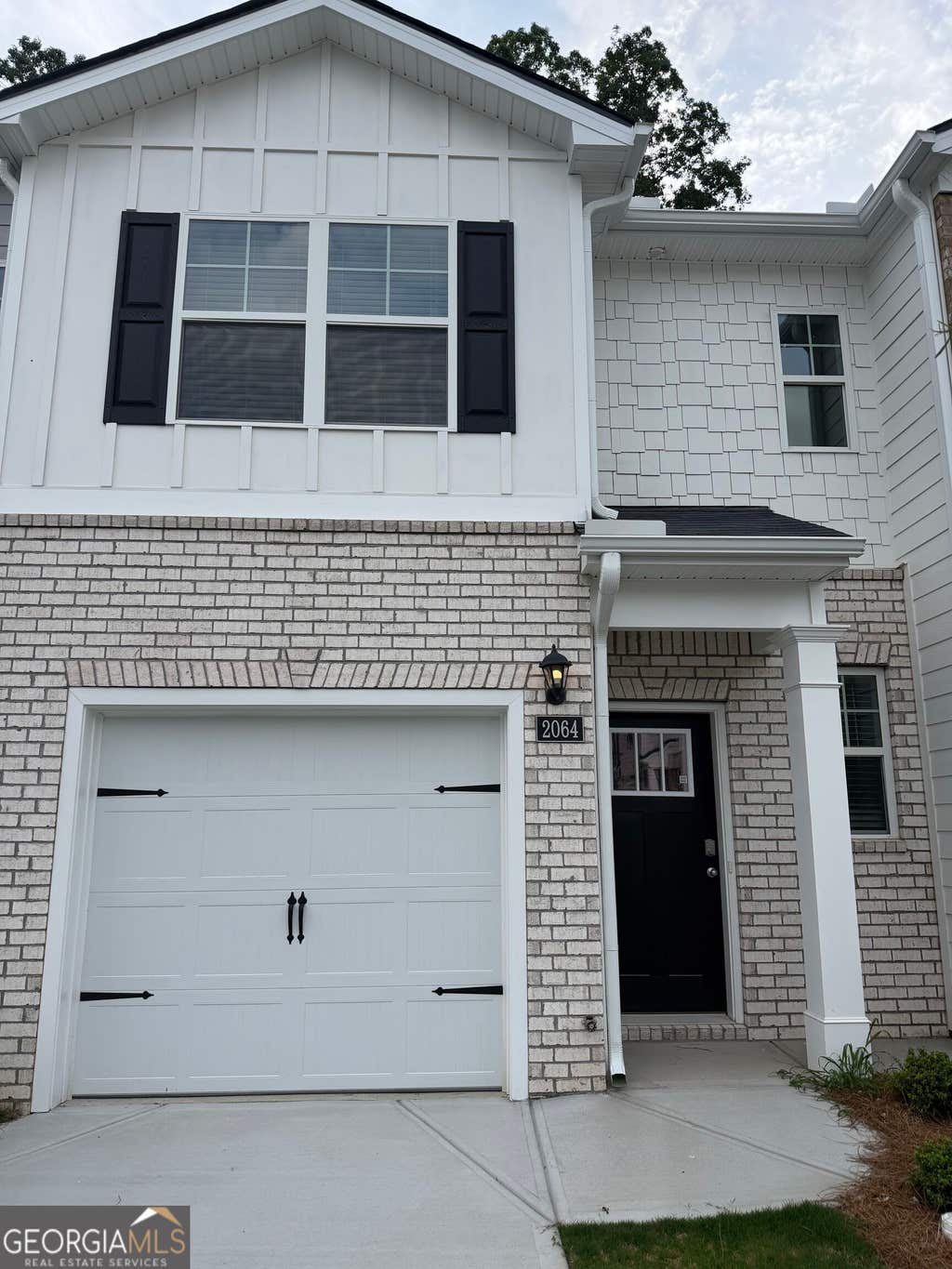 Photo of 2064 Crossing Road, Stone Mountain, GA 30088 (MLS # 10821237)