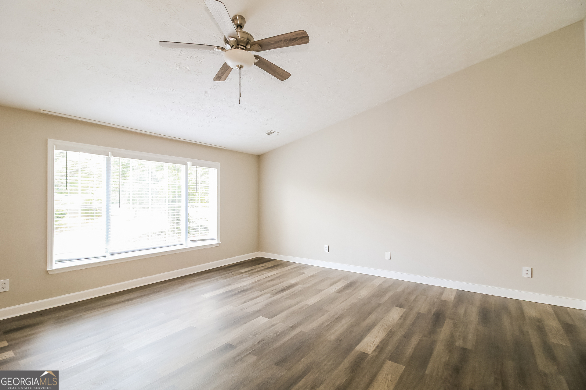 1106 Reynolds CT