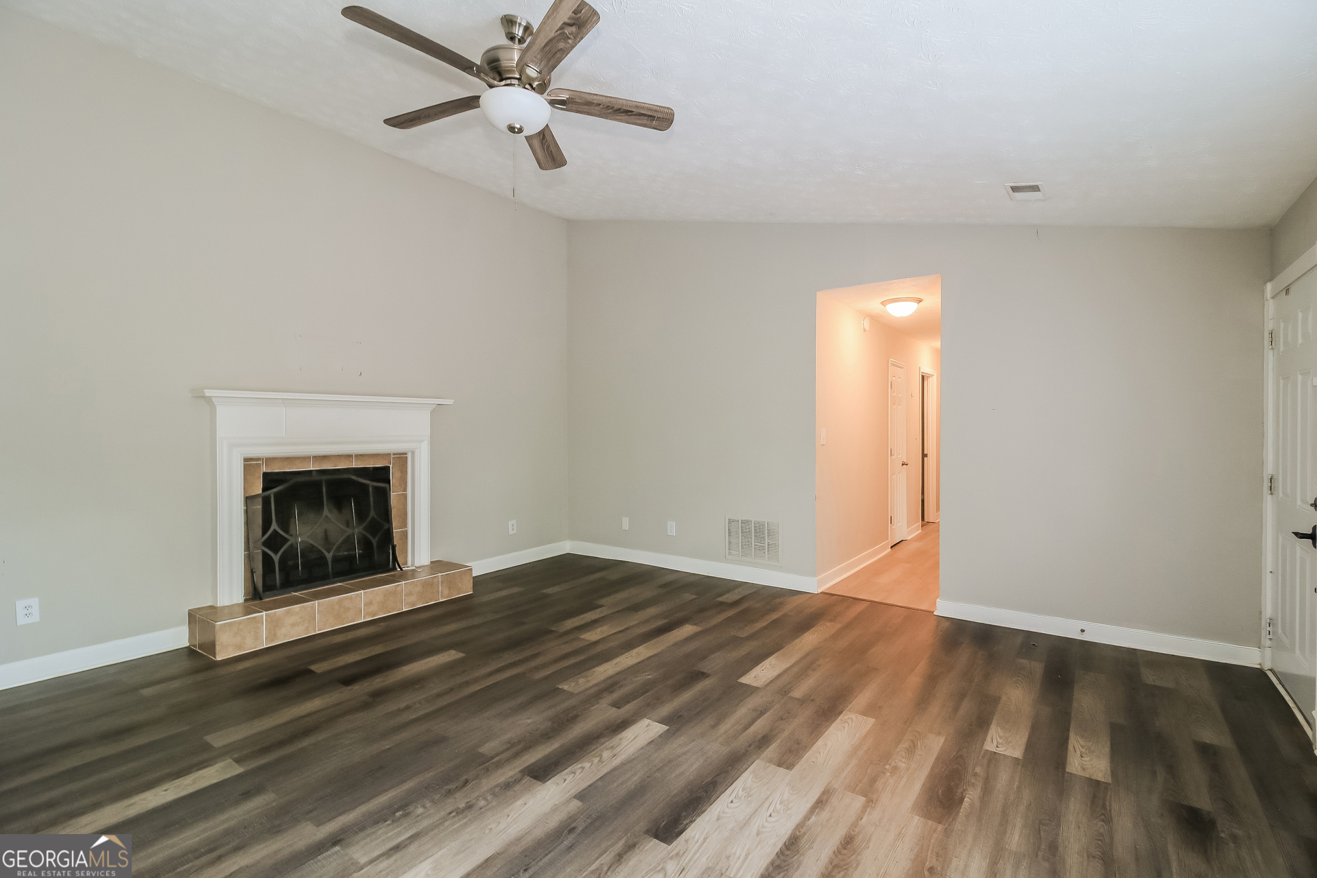 1106 Reynolds CT