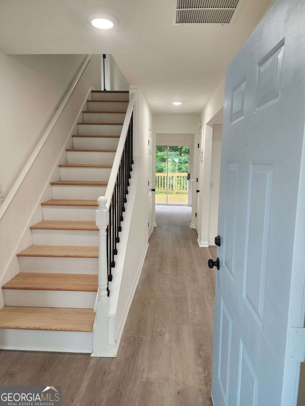 Photo of 118 Jade Lane, Dallas, GA 30132 (MLS # 10710633)