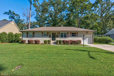 Photo of 208 Dodd Street, Rome, GA 30165 (MLS # 20070595) Photo of 208 Dodd Street, Rome, GA 30165 (MLS # 20070595)