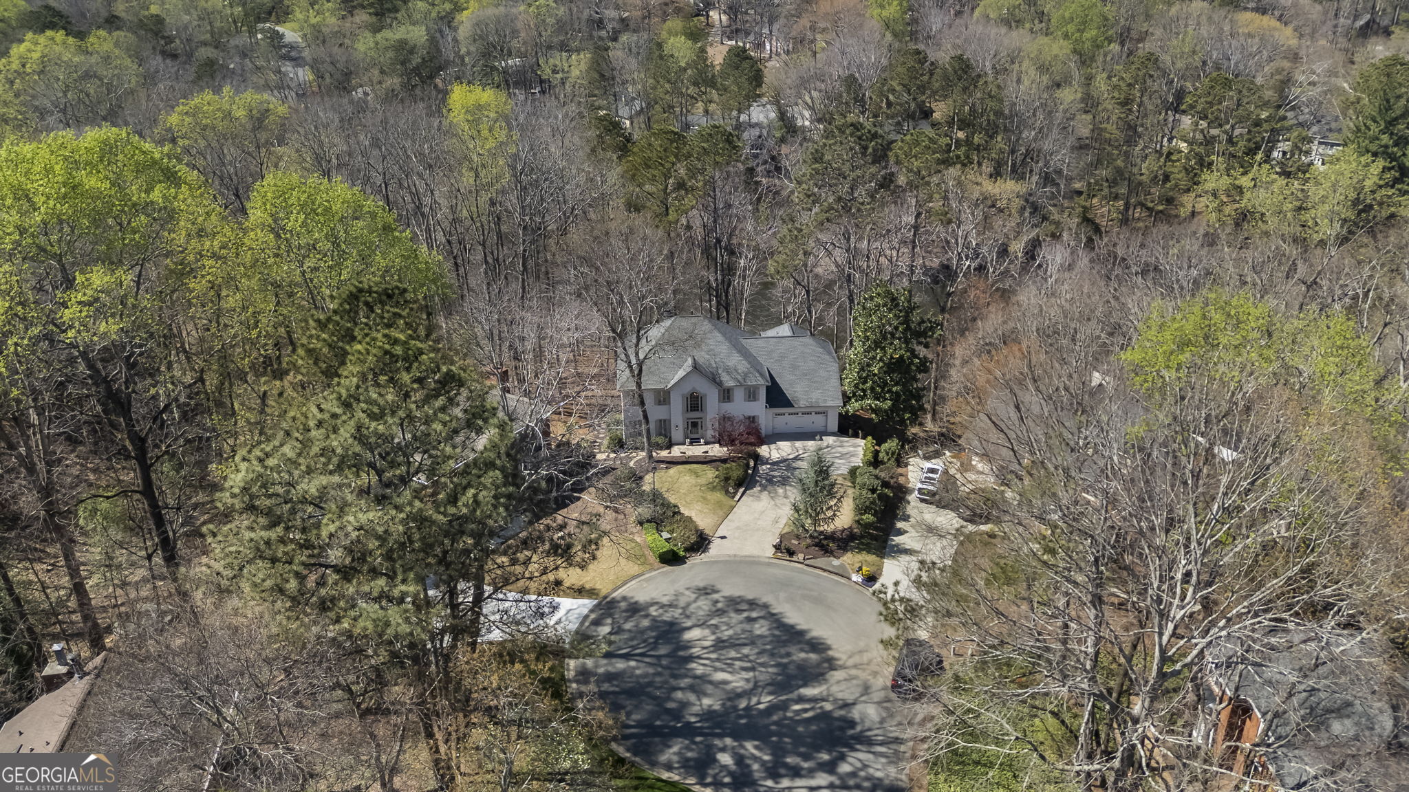 3373 Lake Crest LN NE