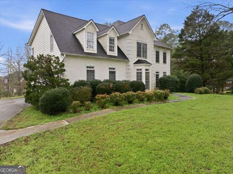 110 Varsailles PL Ellenwood GA 30294