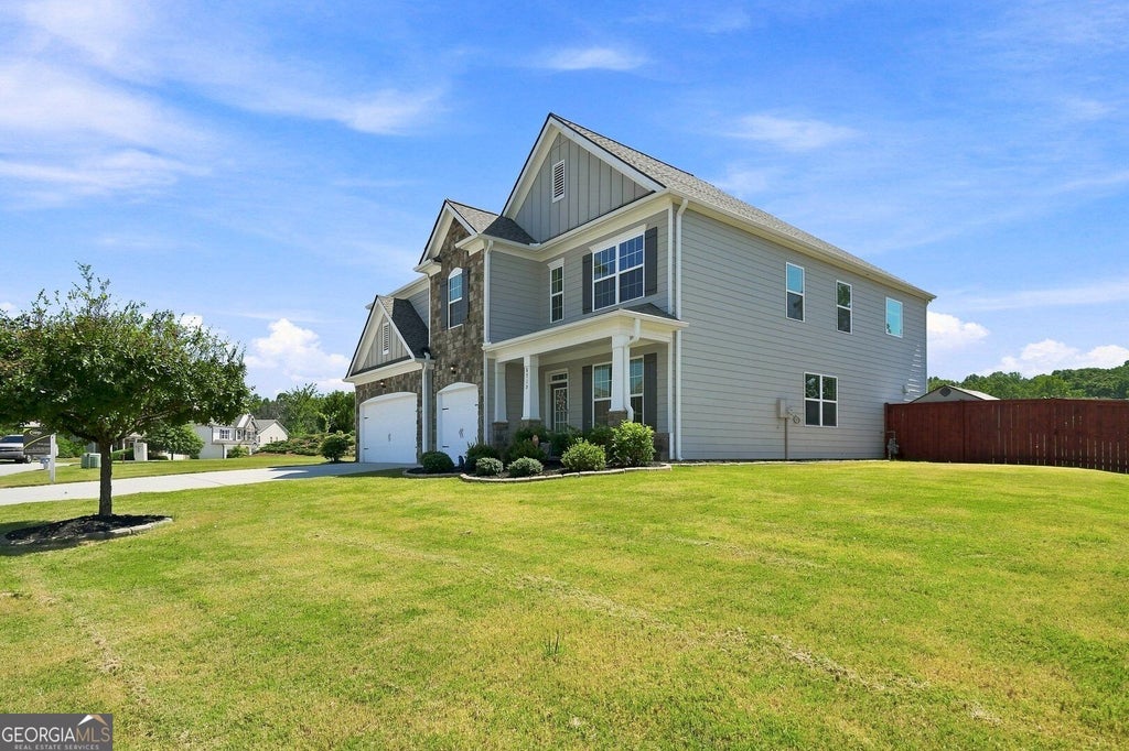 Photo of 6715 Rambling Vale, Cumming, GA 30028 (MLS # 10879427)
