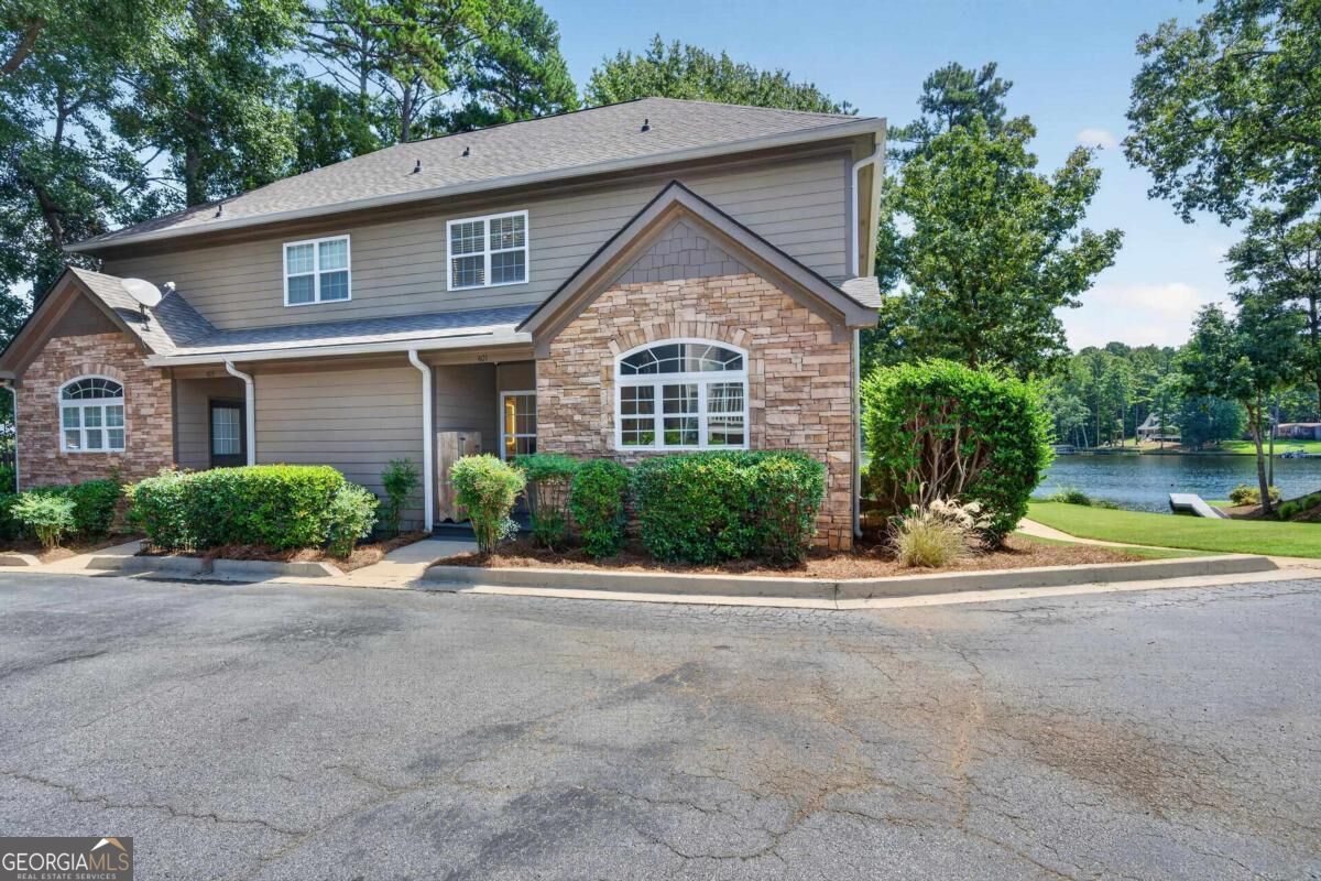 401 Port Laz LN