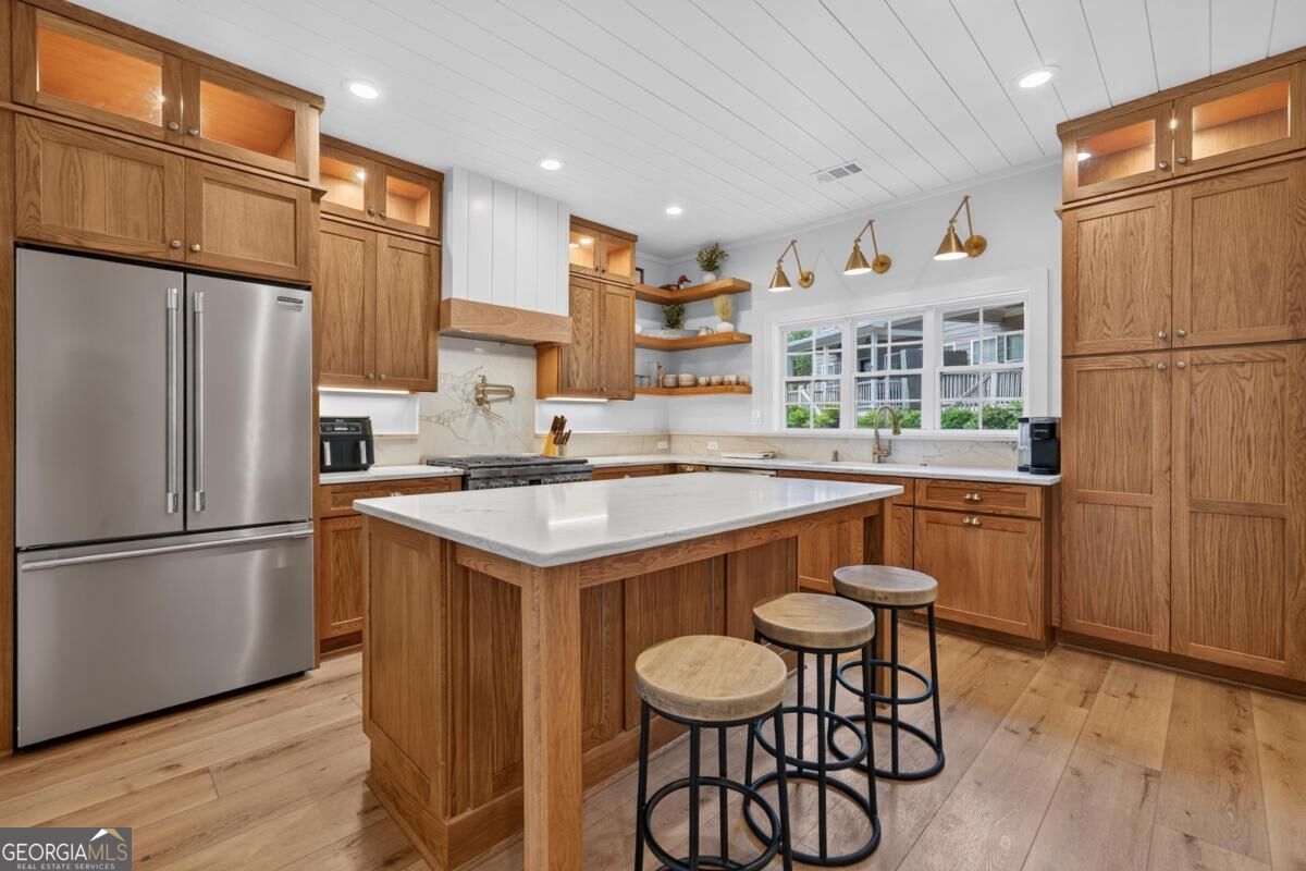 401 Port Laz LN