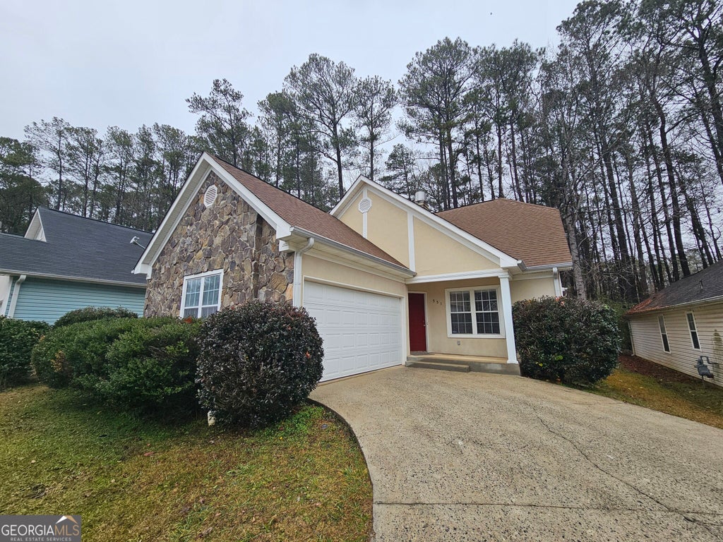 Photo of 551 N Fairfield Drive, Peachtree City, GA 30269 (MLS # 10874861)