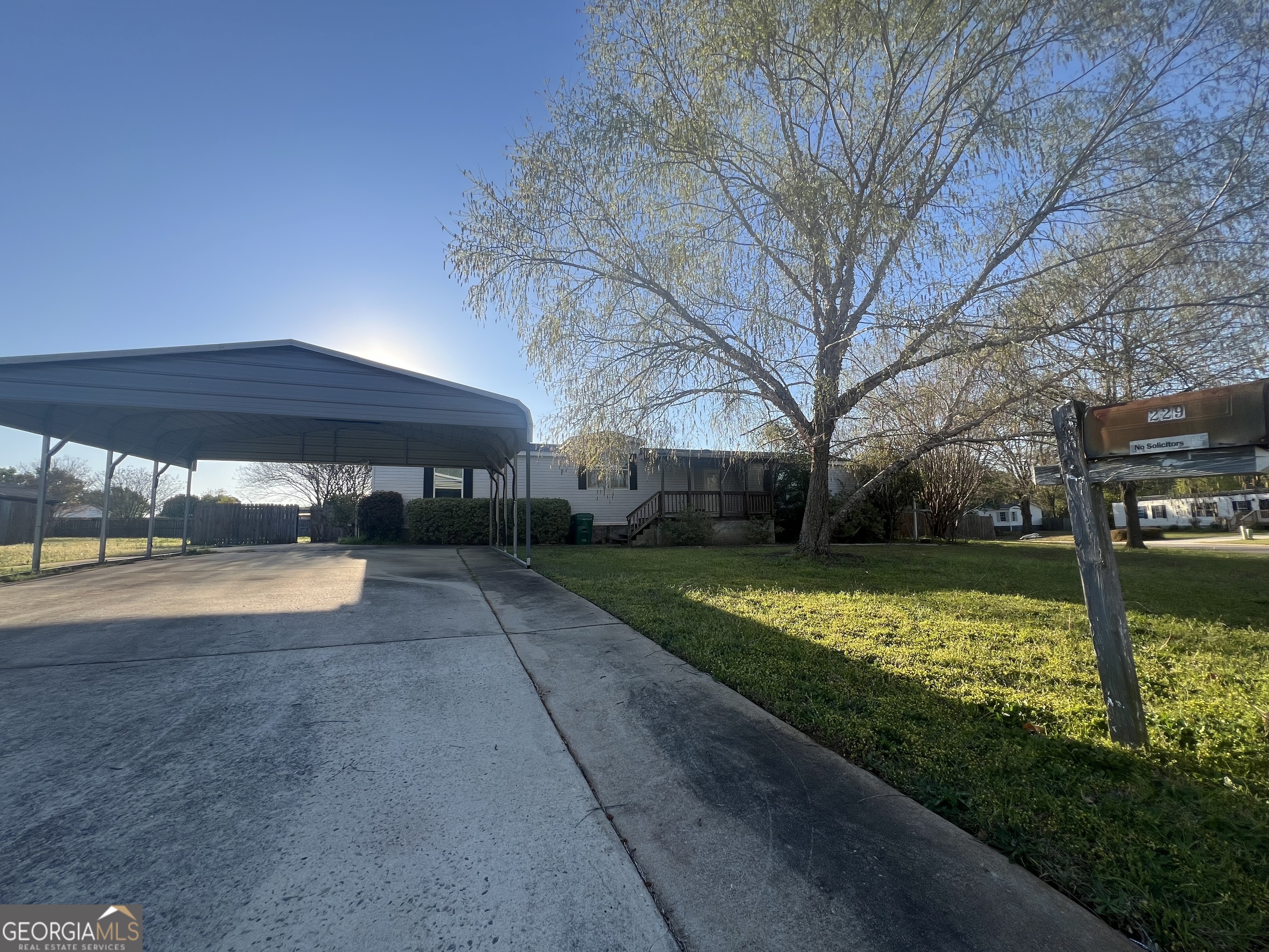 Listing image 1