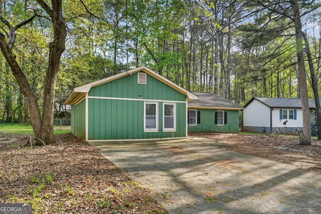 Photo of 2729 Caribou Courts, Morrow, GA 30260 (MLS # 10728936)