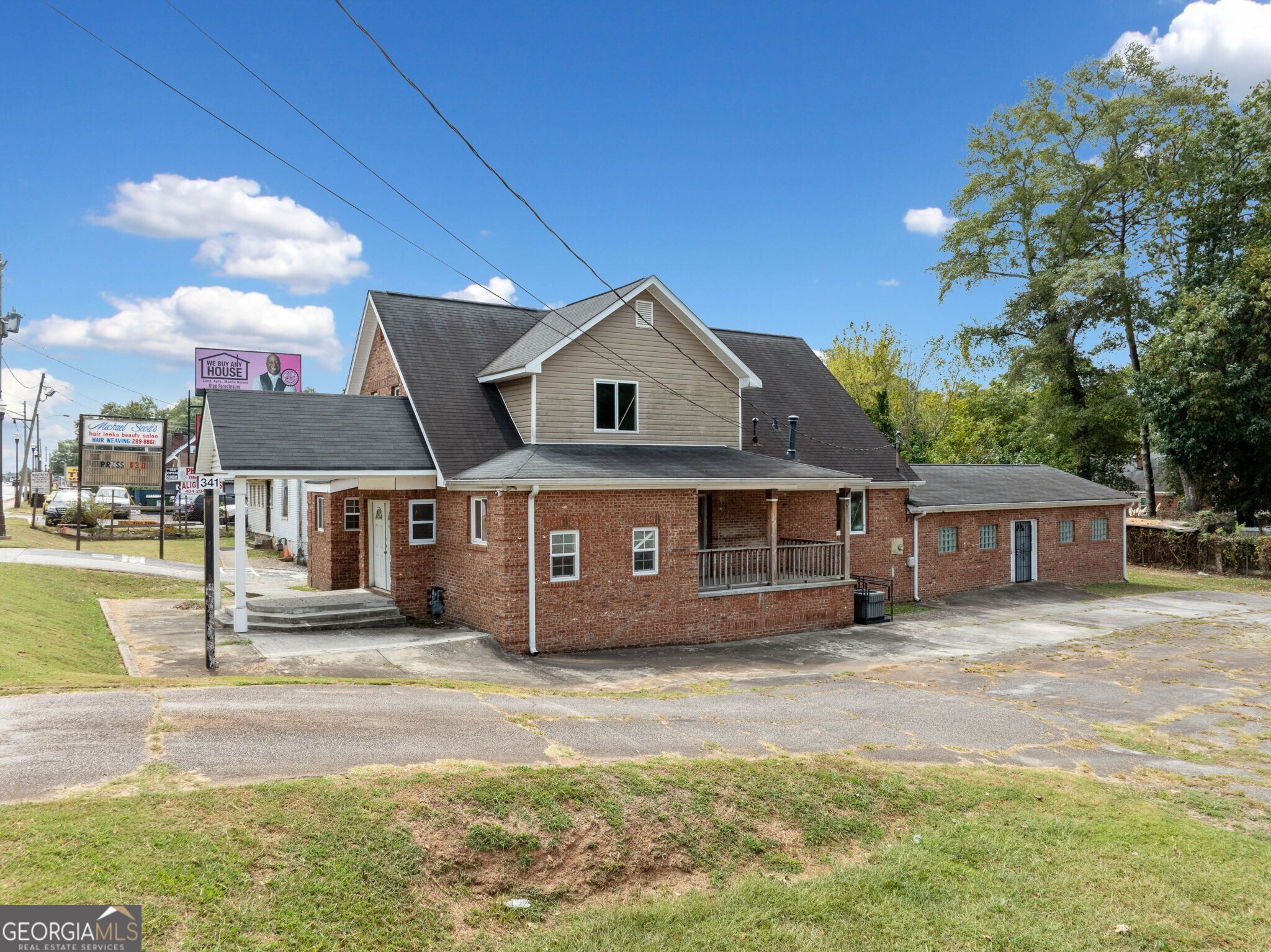 341 Candler RD SE
